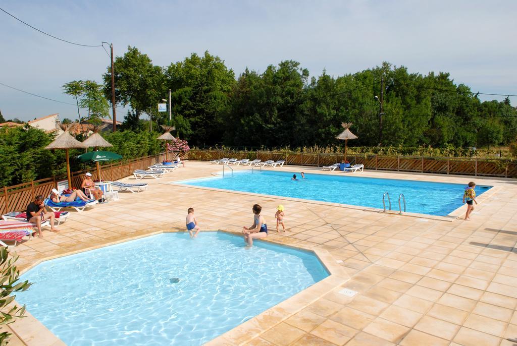 Aparthotel Azureva Sigean Esterno foto